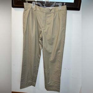 LL Bean Men's Wrinkle-Free Double L Chinos Standard Fit Pleated Size 34